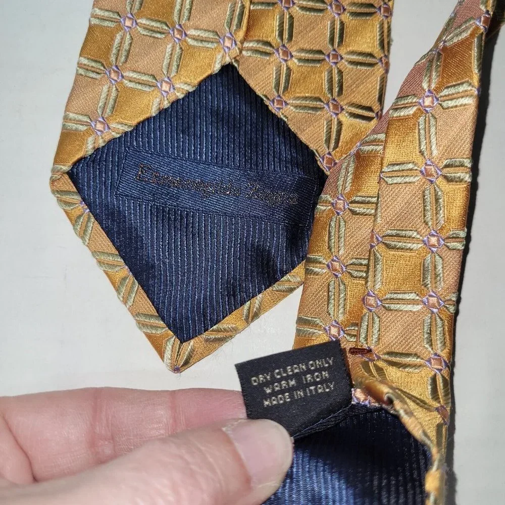 Ermenegildo Zegna Mens Tie Silk Handmade Geometric Textured Luxury Made in Italy